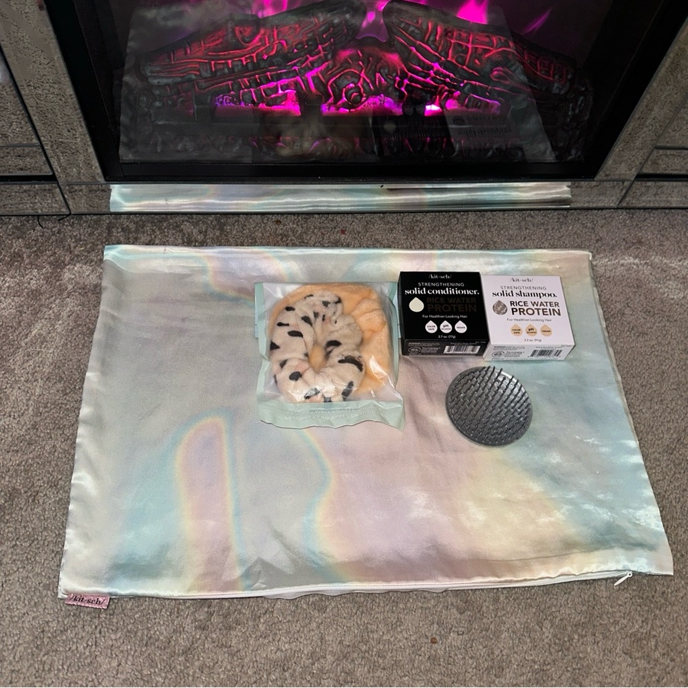 Kitsch Bundle! - image 1